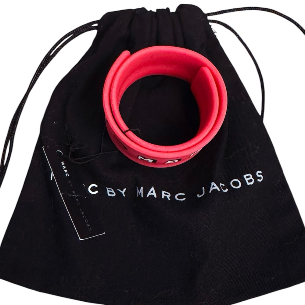 Vintage Marc Jacobs Vibrant Red Wristband - Picture 3 of 3
